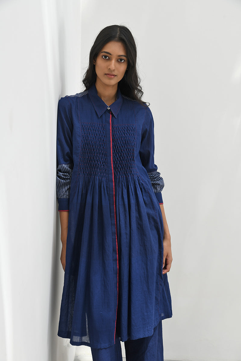 ANAIS FRONT OPEN SMOCKED DRESS