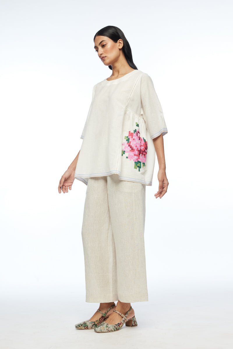 Carolinae Round Neck Top