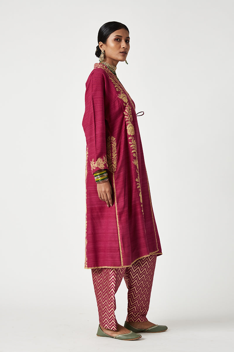 Akilah Embroidered Kurta Set (2Pcs)