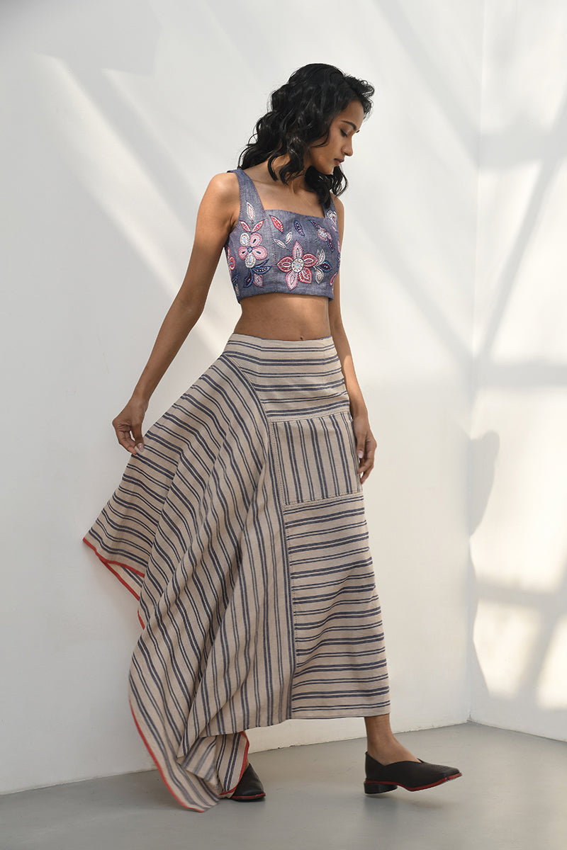TRAGANA EMBROIDERED TOP