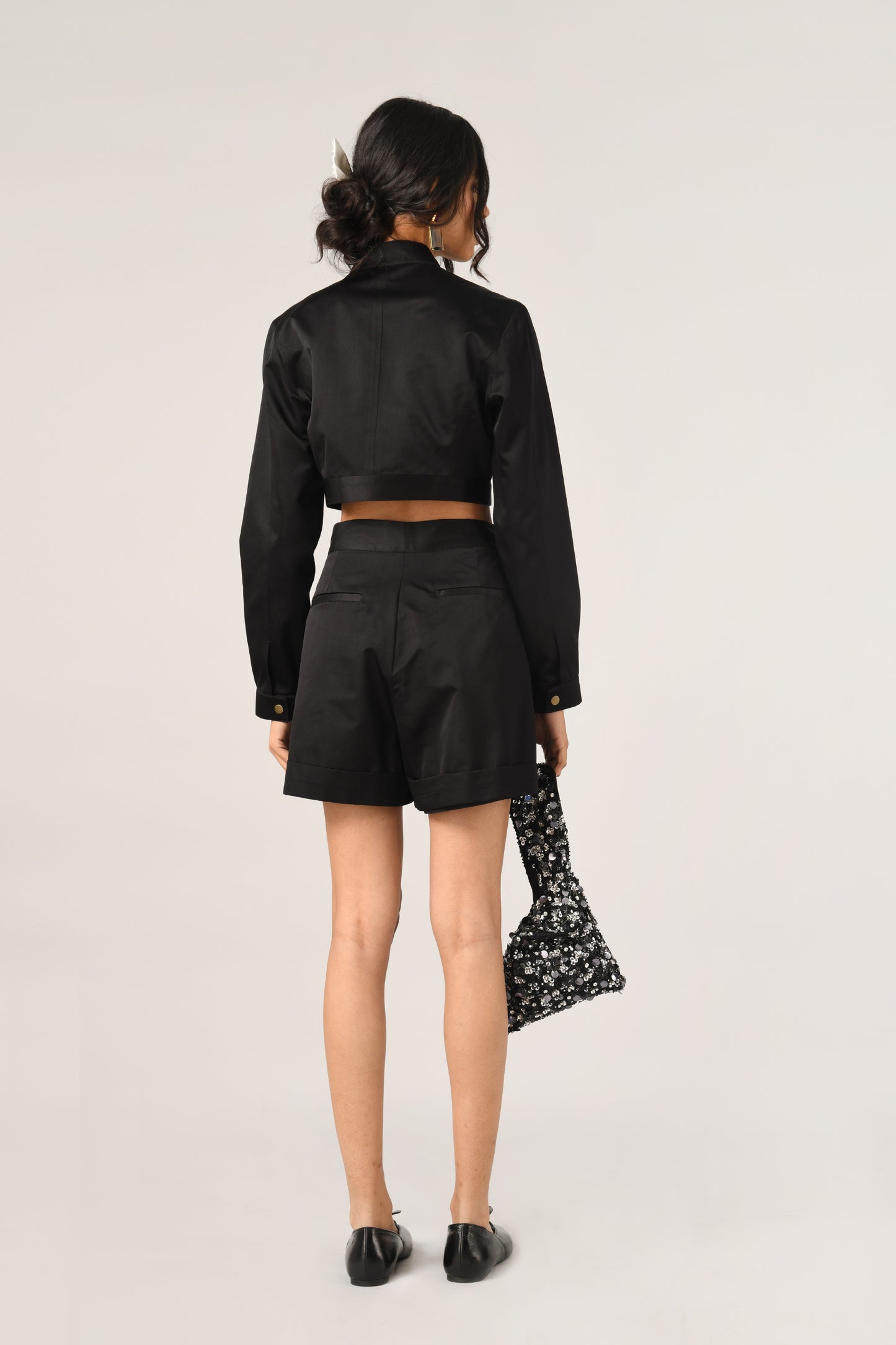 ODORATA PLEATED SHORTS