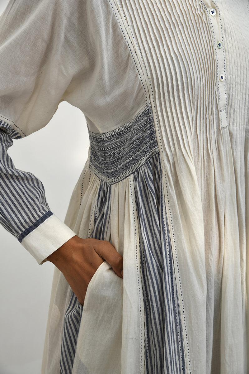 LESVOS HANDLOOM APPLIUE TUNIC