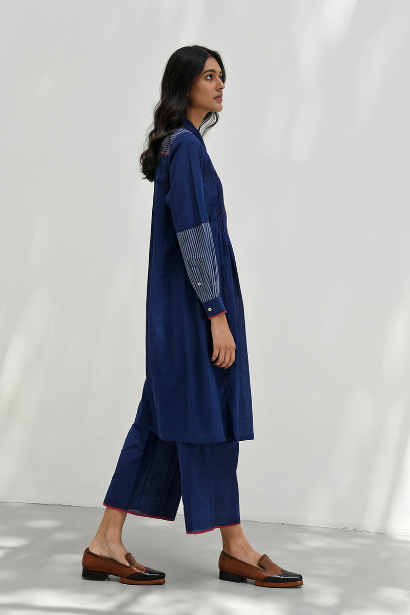 ANAIS FRONT OPEN SMOCKED DRESS