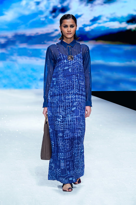 Look 16