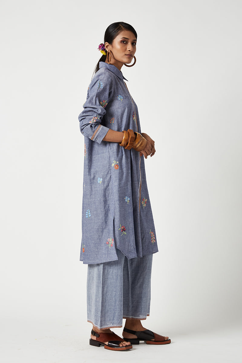 Begonia Embroidered Kurta Set (2pcs)