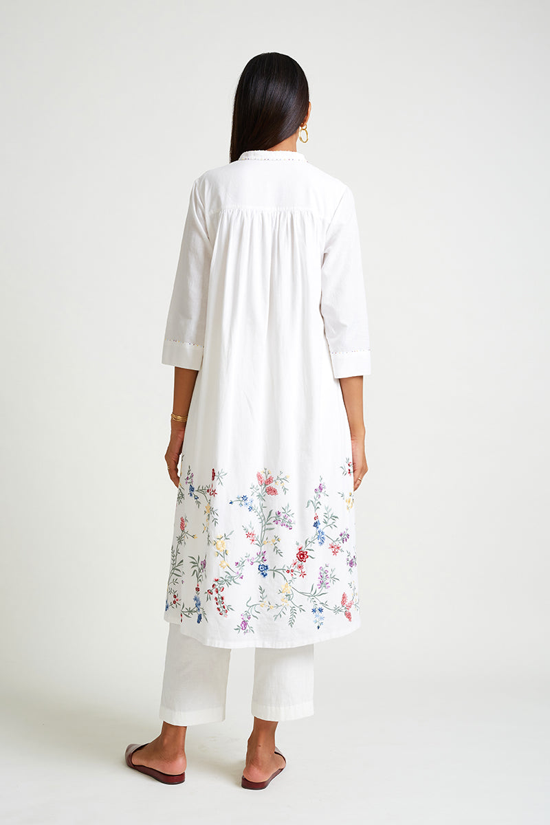 ORIOLE EMBROIDERED KURTA & PANT SET (2PCS)