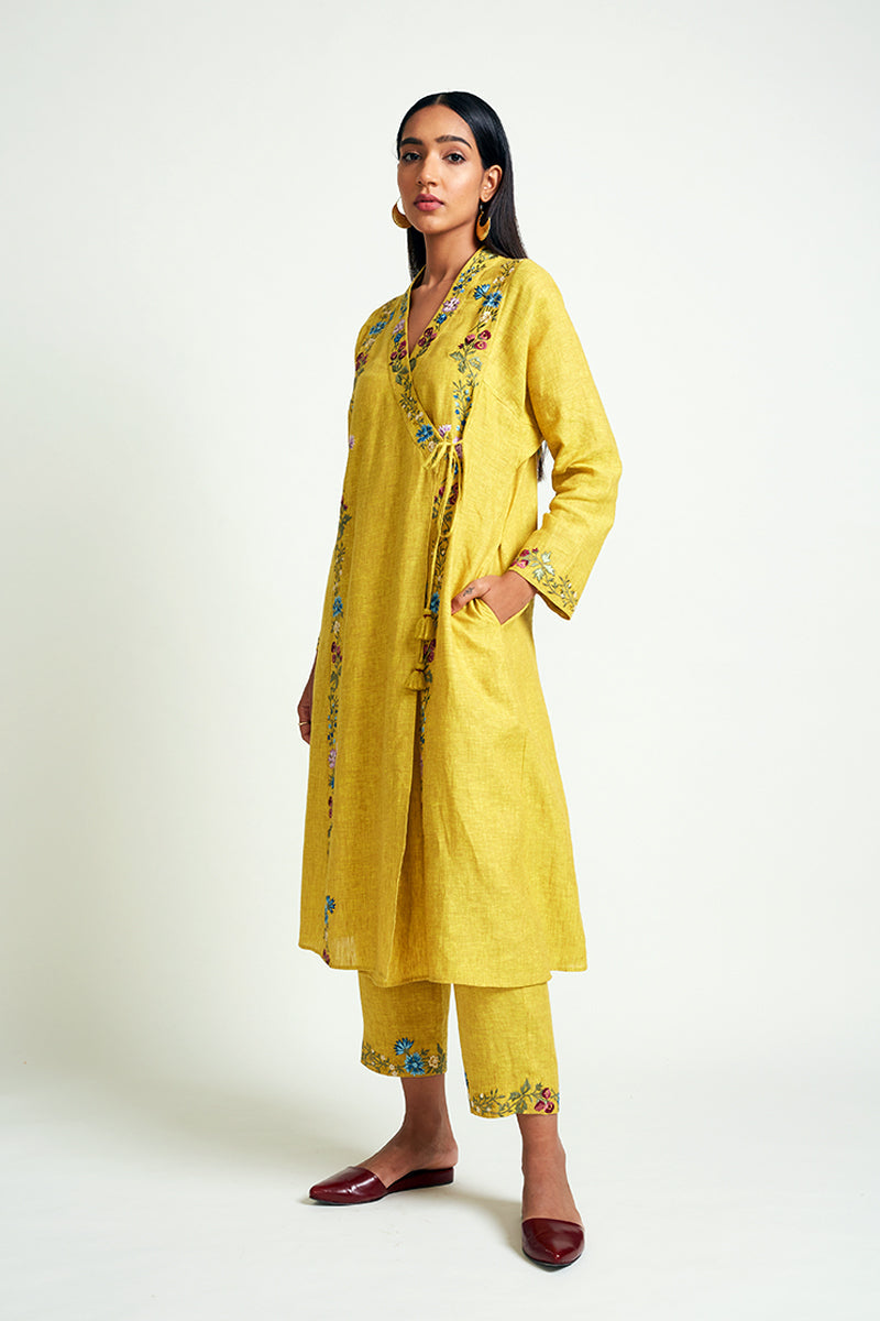 IXORA EMBROIDERED KURTA PANT SET (2PCS)