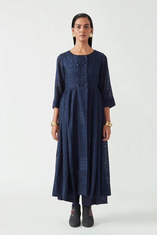 MACEO EMBROIDERED KURTA SET