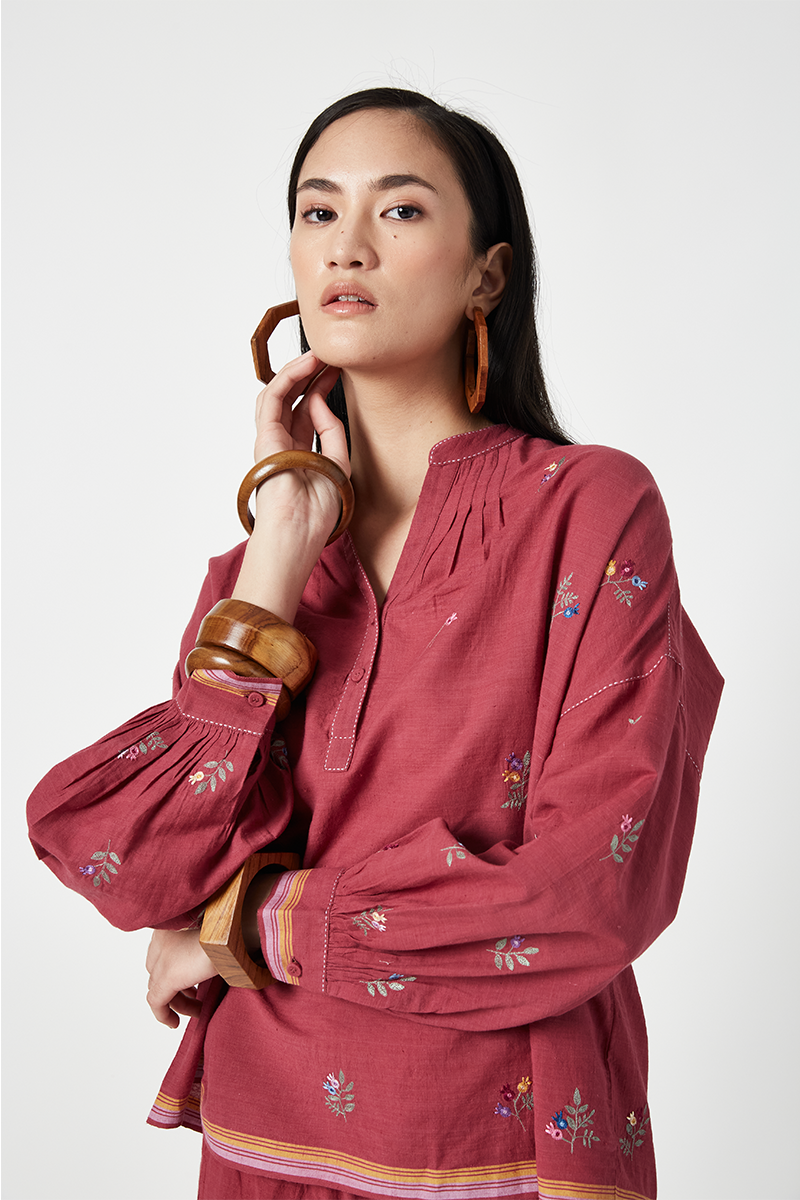 MILES EMBROIDERED TOP